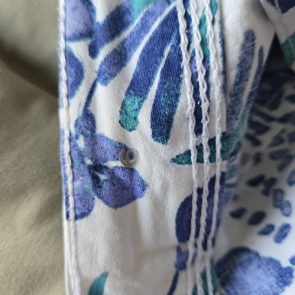 St. Johns Bay Floral Blue and Green Skort - Picture 5 of 6